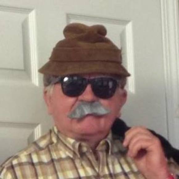 Meet your Posher, Dixie - Picture 1 of 1